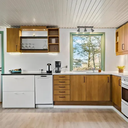 4 Bedroom Stunning In רינגקובינג