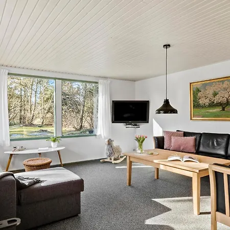 4 Bedroom Stunning In בית נופש