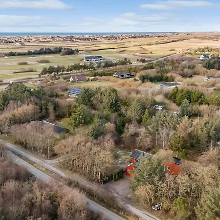 4 Bedroom Stunning In בית נופש