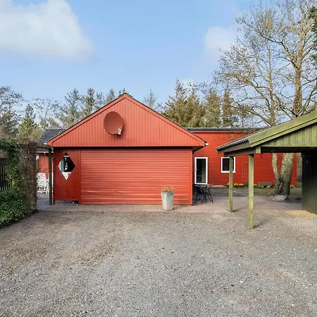 4 Bedroom Stunning In *